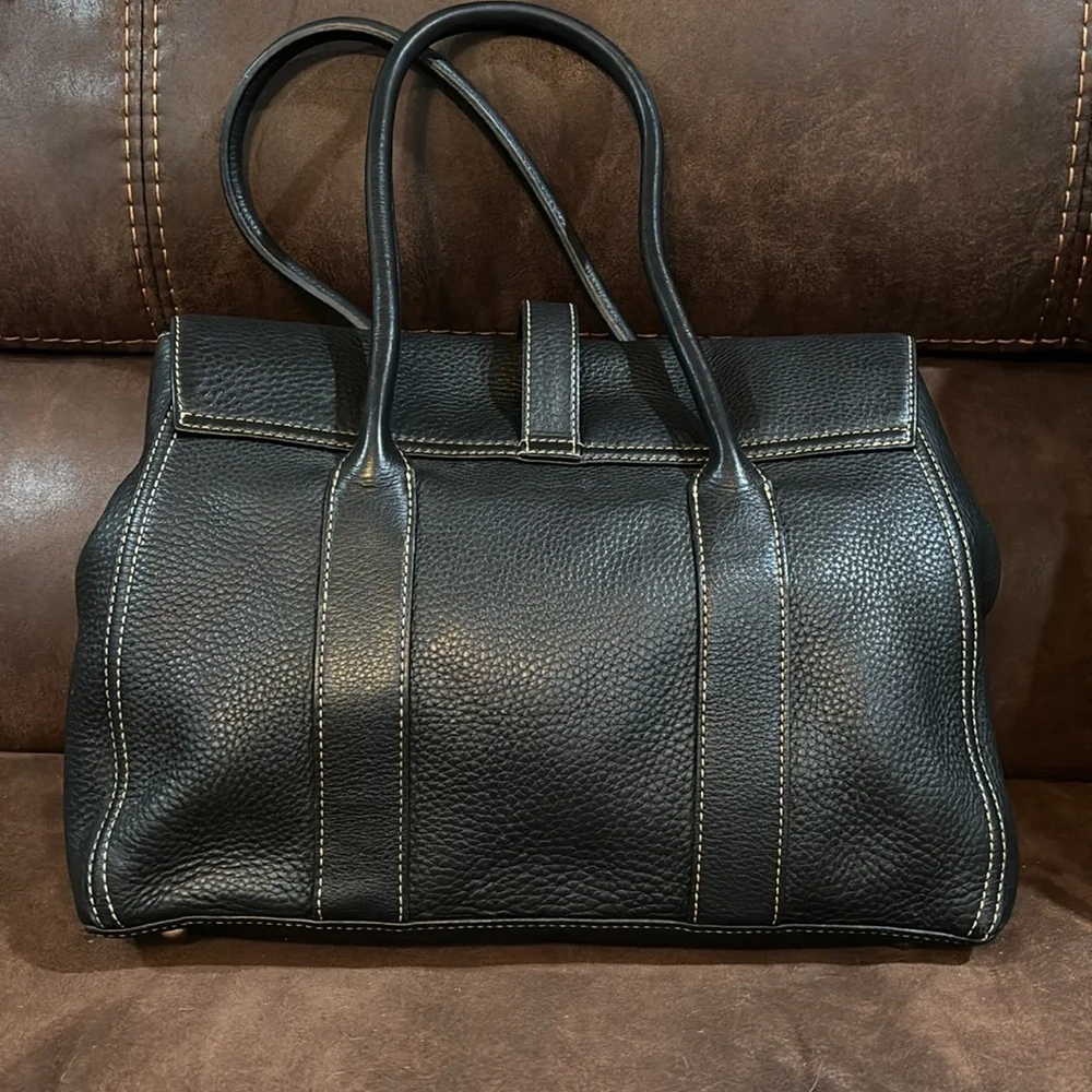 Dooney and Bourke satchel bag. Black pebble leather.
